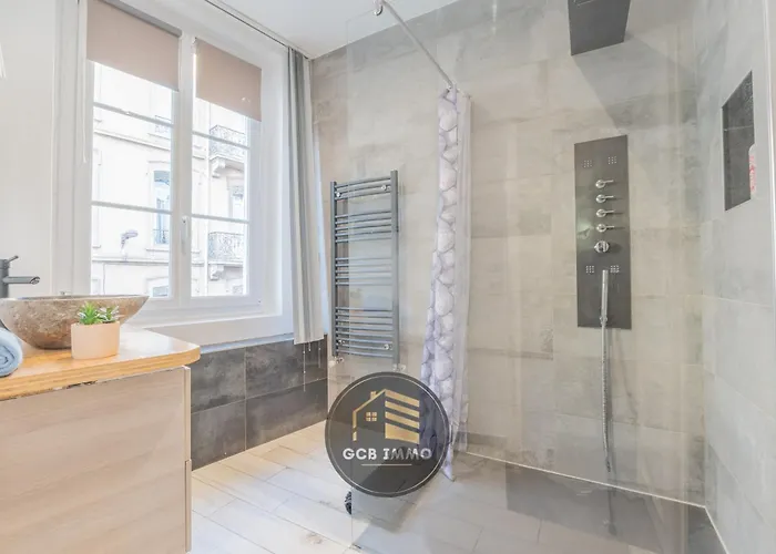 Style Indus & Billard - Coeur De アパート